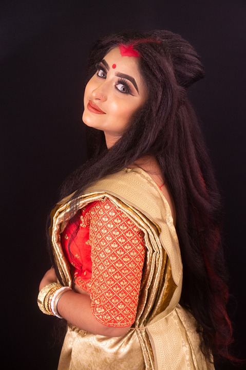 <span  class="uc_style_uc_tiles_grid_image_elementor_uc_items_attribute_title" style="color:#ffffff;">woman-6382418_960_720</span>